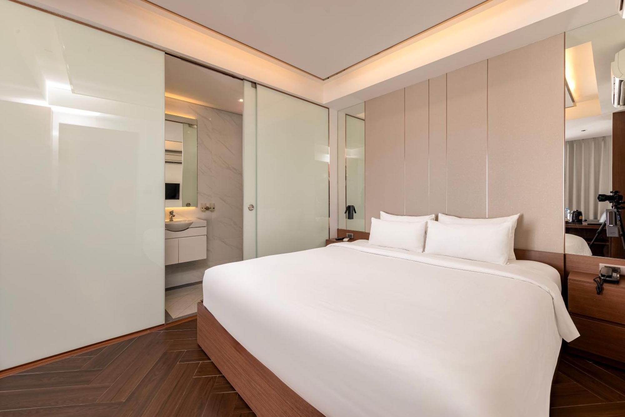 Riverside Hotel Вьентьян Экстерьер фото